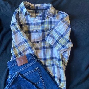 Brand new mossimo button up. White blue grey yellow plaid.